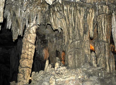 Mysterious Pu Sam Cap cave